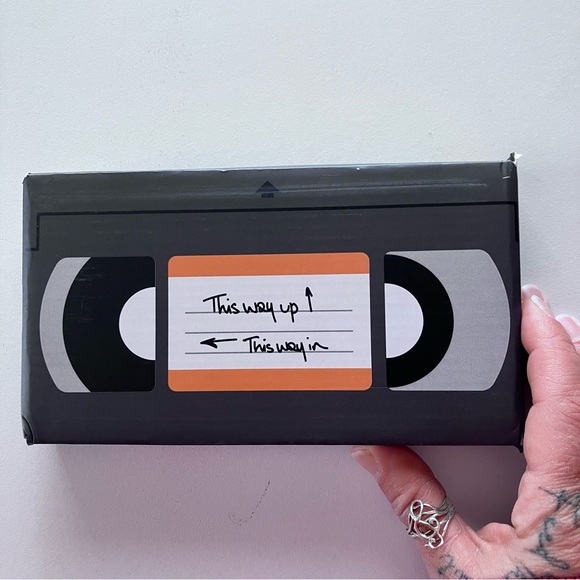 📺Luckies Of London Retro 80s Vibe TV Smartphone Magnifier-2.0 Edition/Decor - Picture 6 of 8